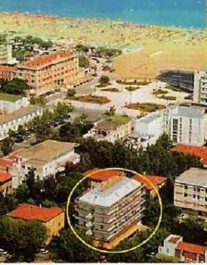 צ'סנטיקו Hotel Donatello מראה חיצוני תמונה